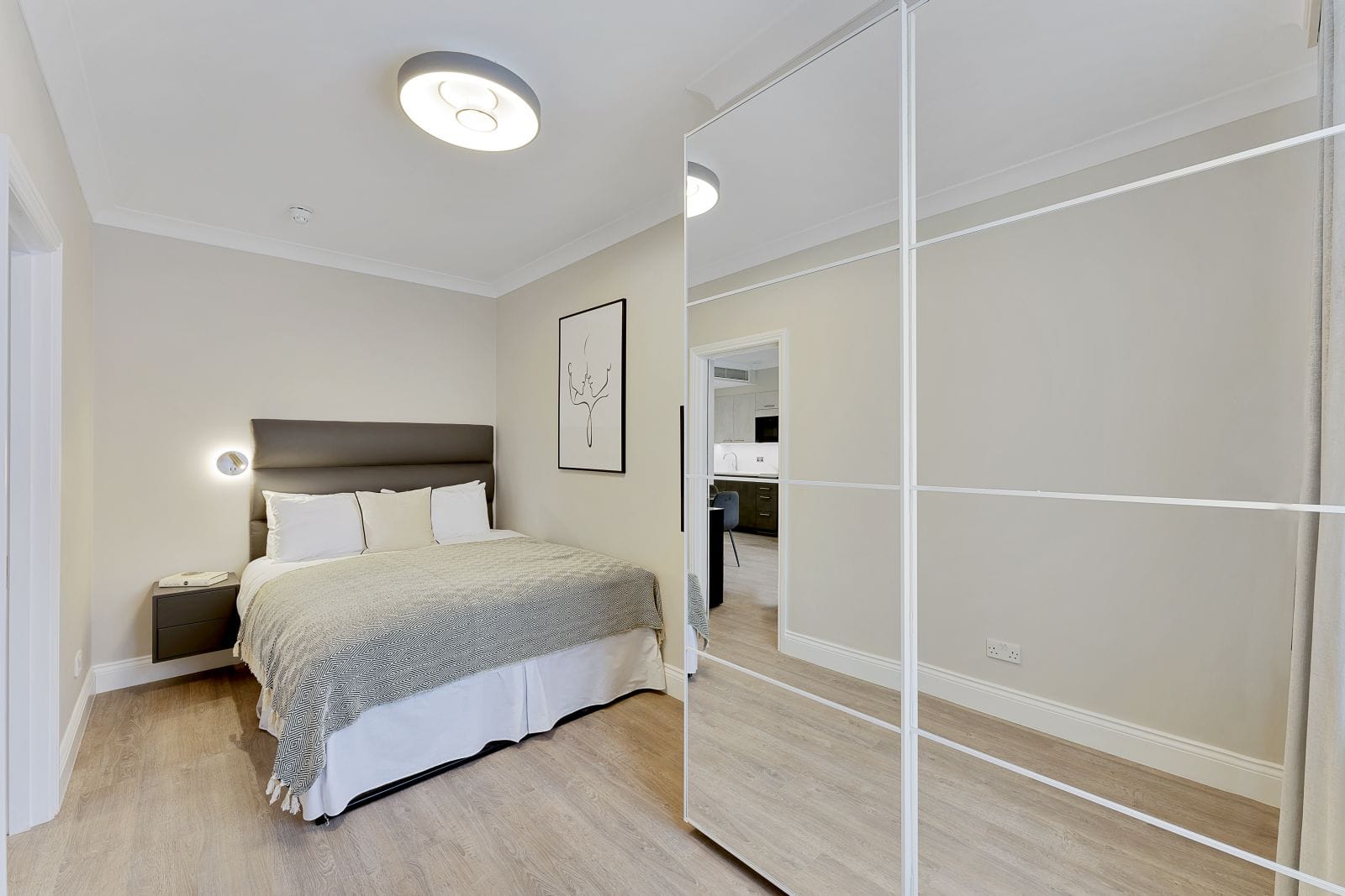 Paddington 1 Bedroom Apartment For 3