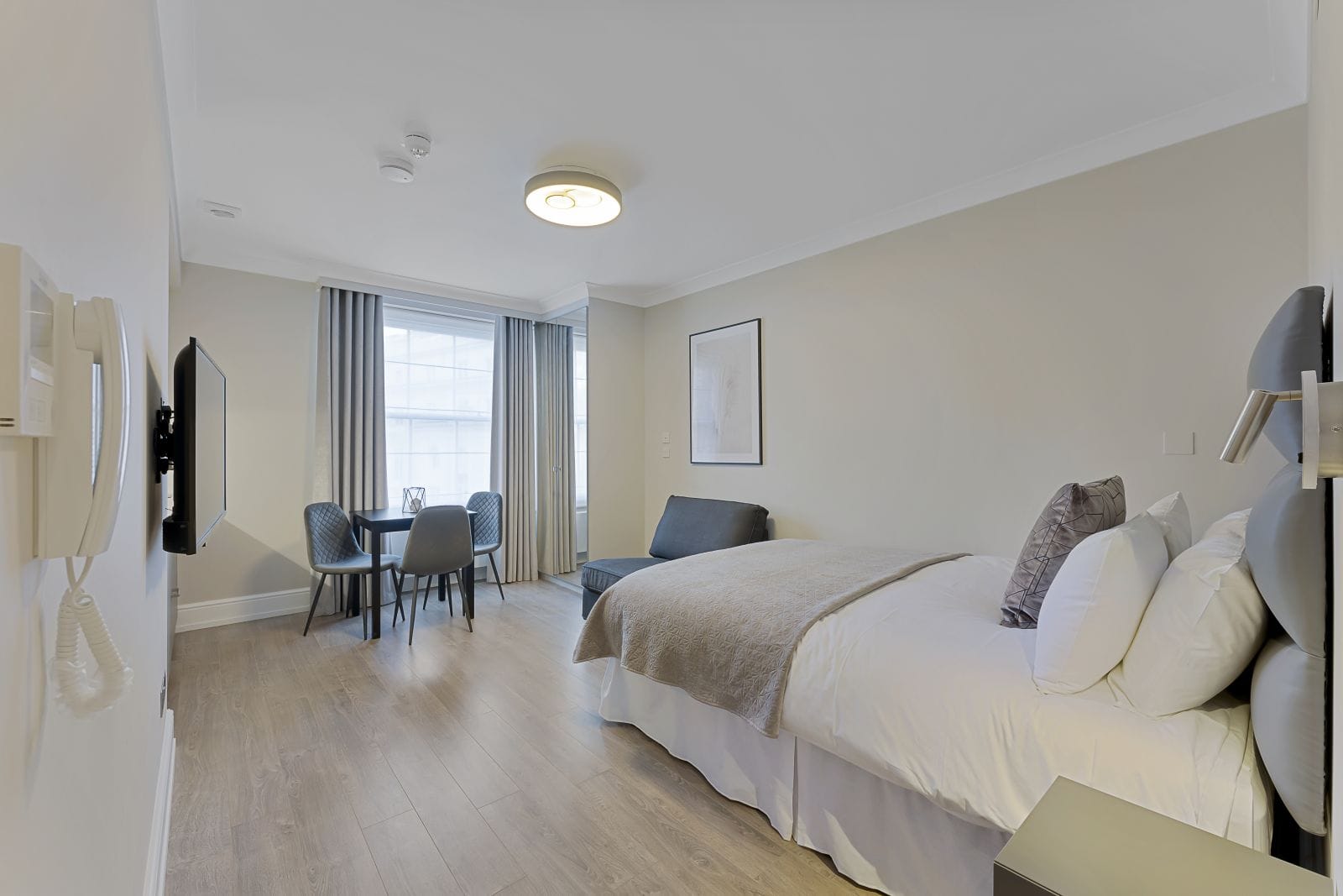 Paddington One Bedroom Apartment For 4