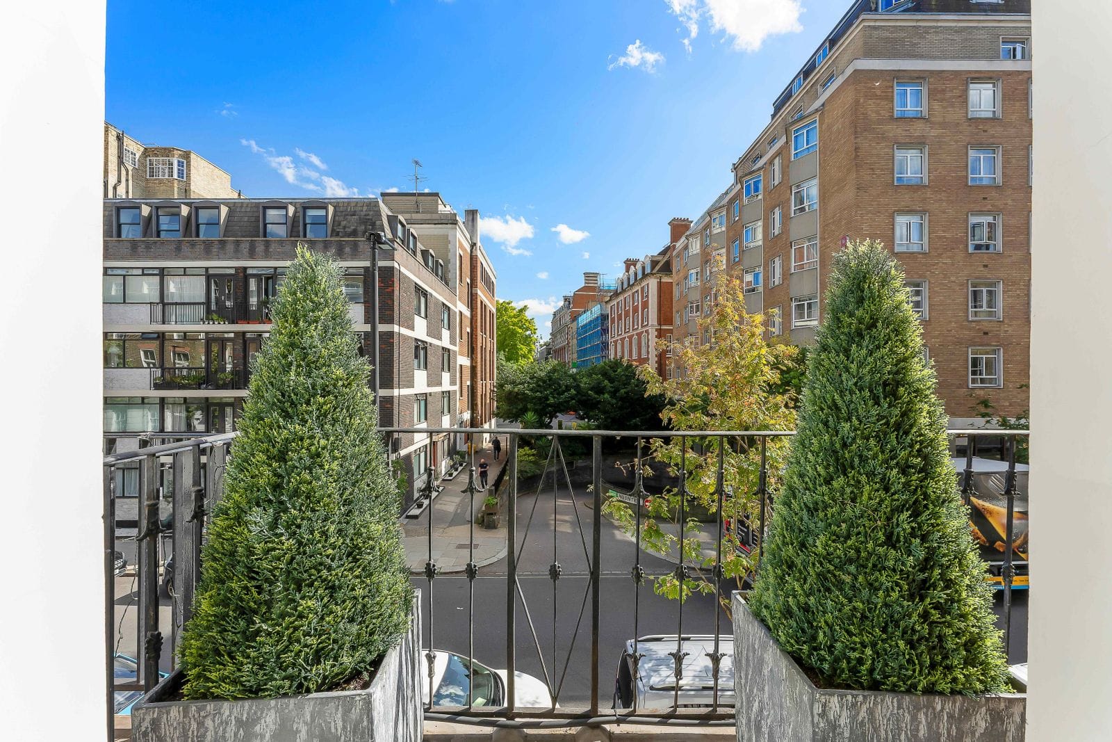 Russell Square Deluxe Studio