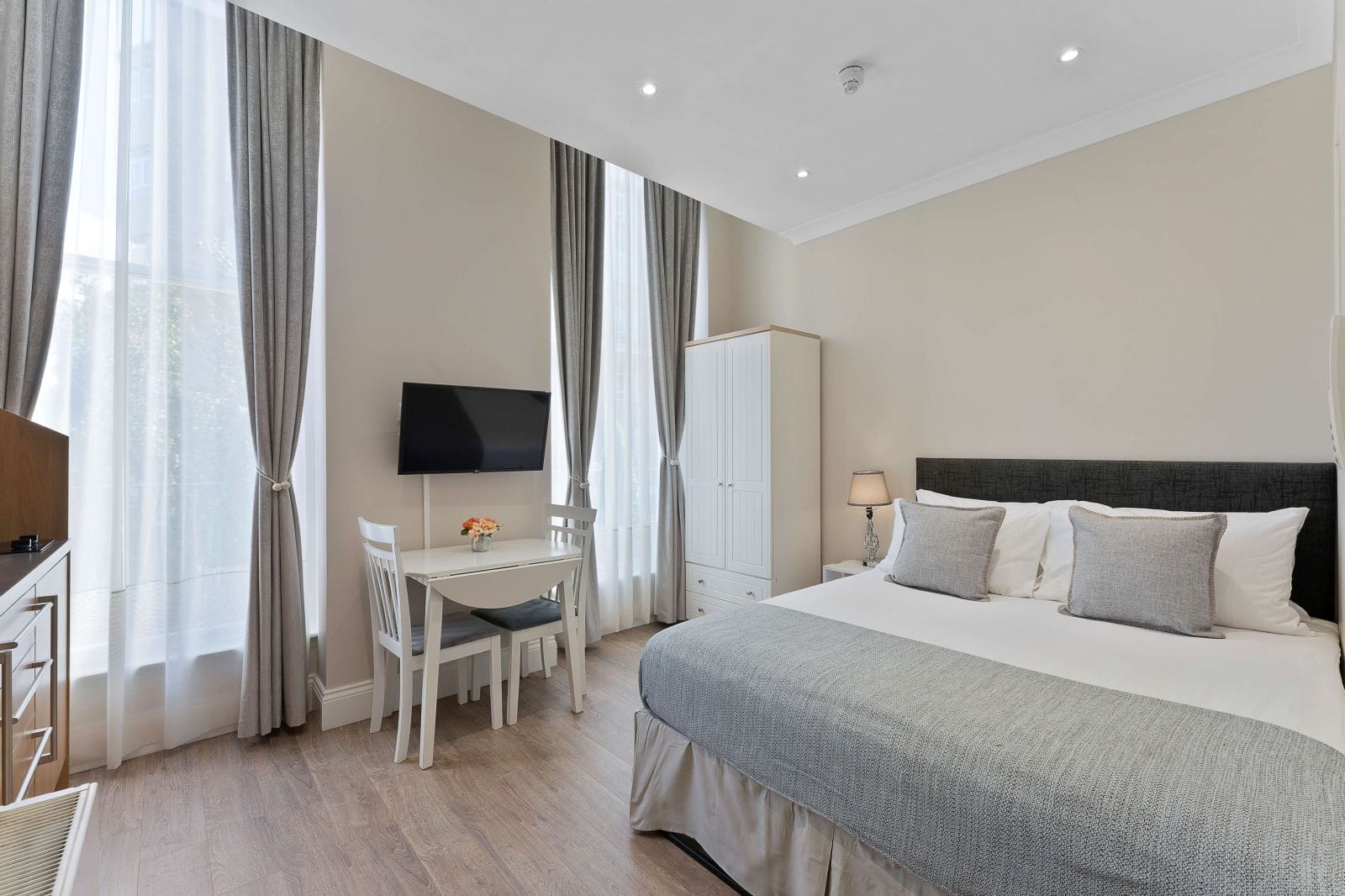 Russell Square Deluxe Studio