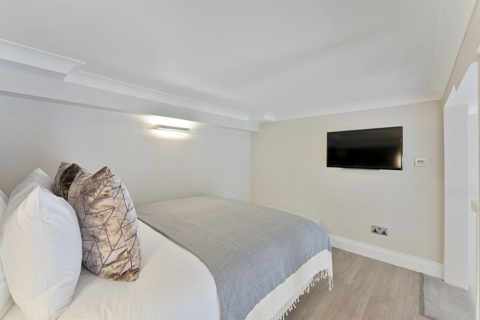 Paddington Mezzanine Studio