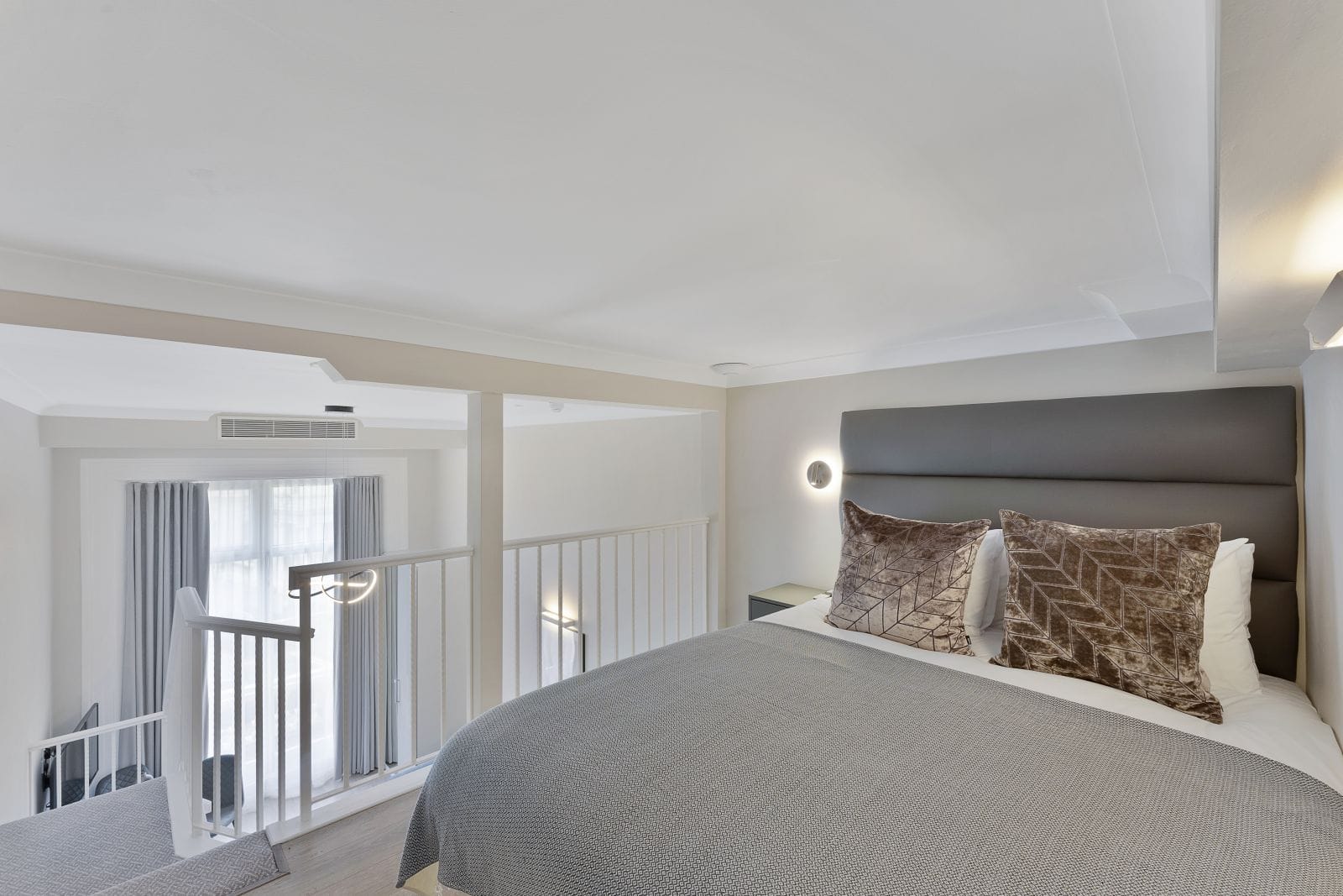 Paddington Mezzanine Studio