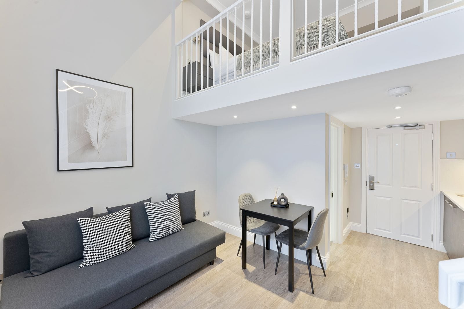 Paddington Mezzanine Studio