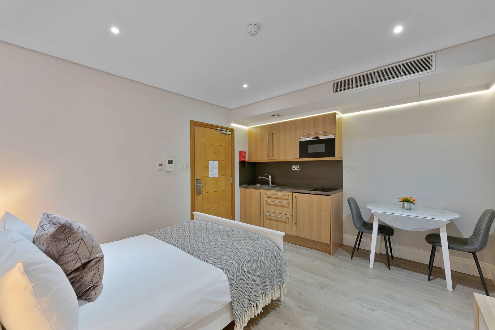 Russell Square Standard Studio