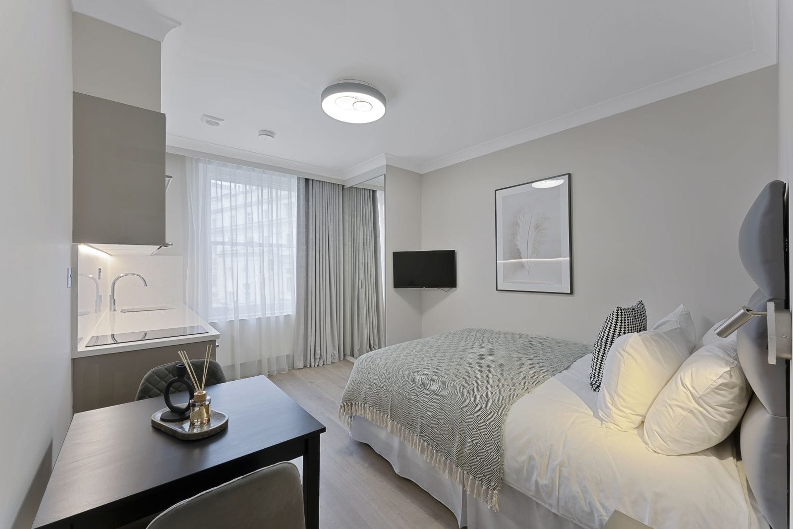 Paddington Standard Studio