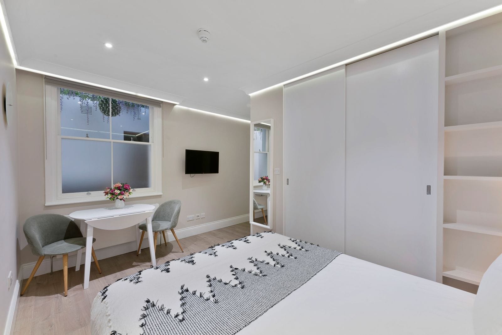 Russell Square Standard Studio