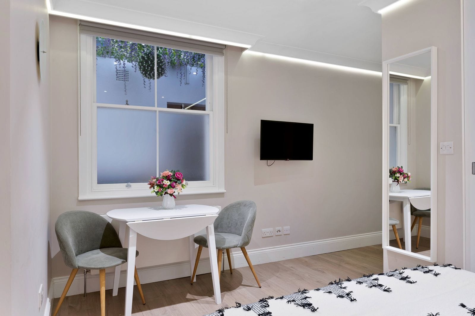 Russell Square Standard Studio