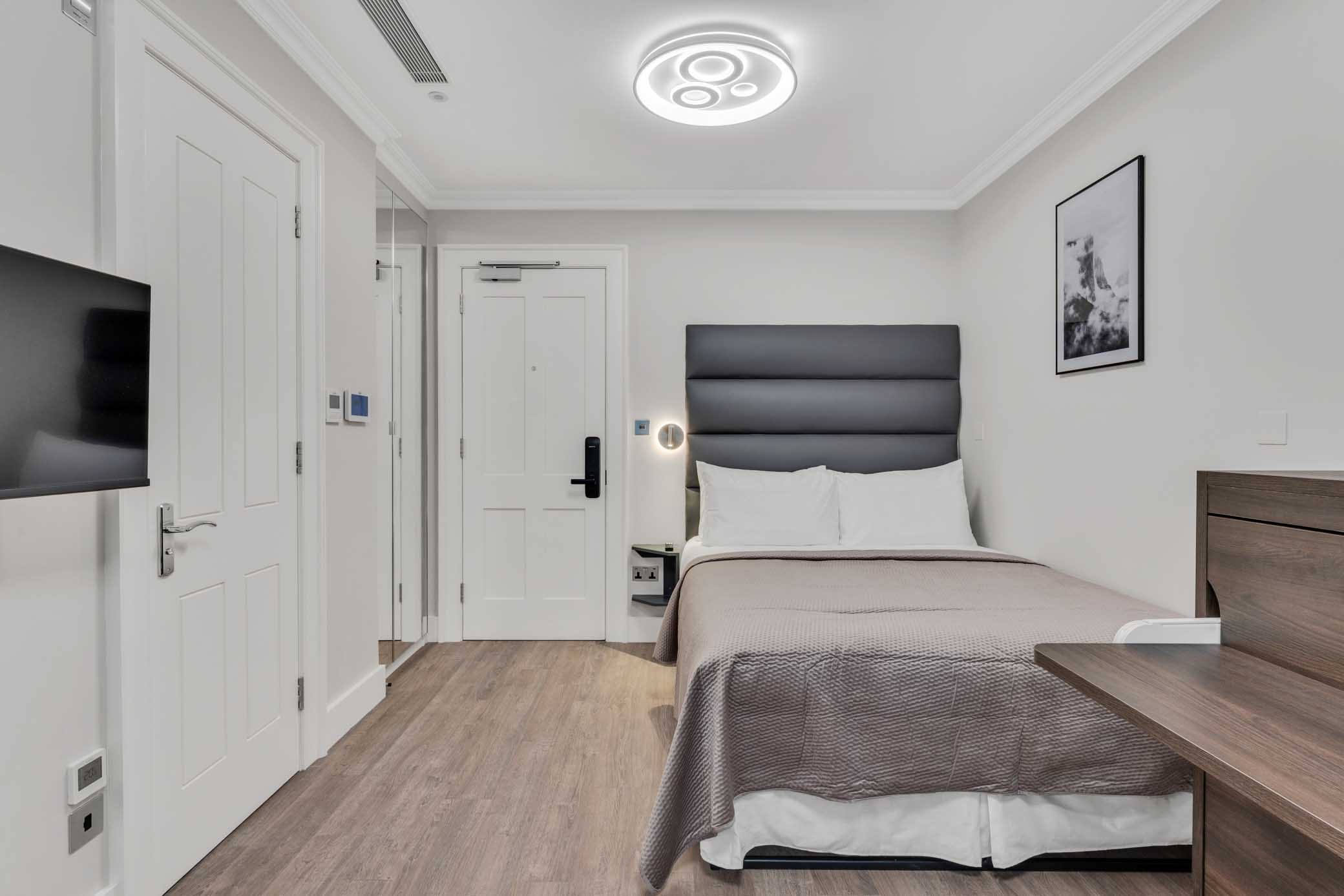 Bloomsbury Lower Ground Family Studio