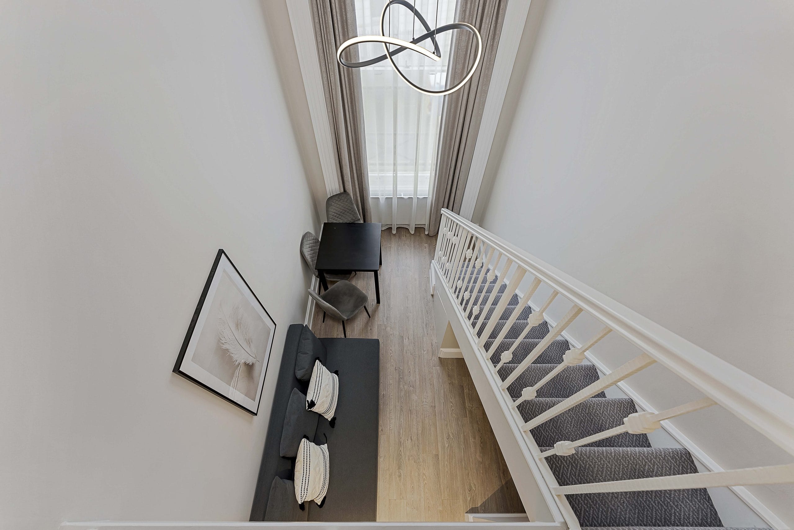 Kensington Mezzanine Studio