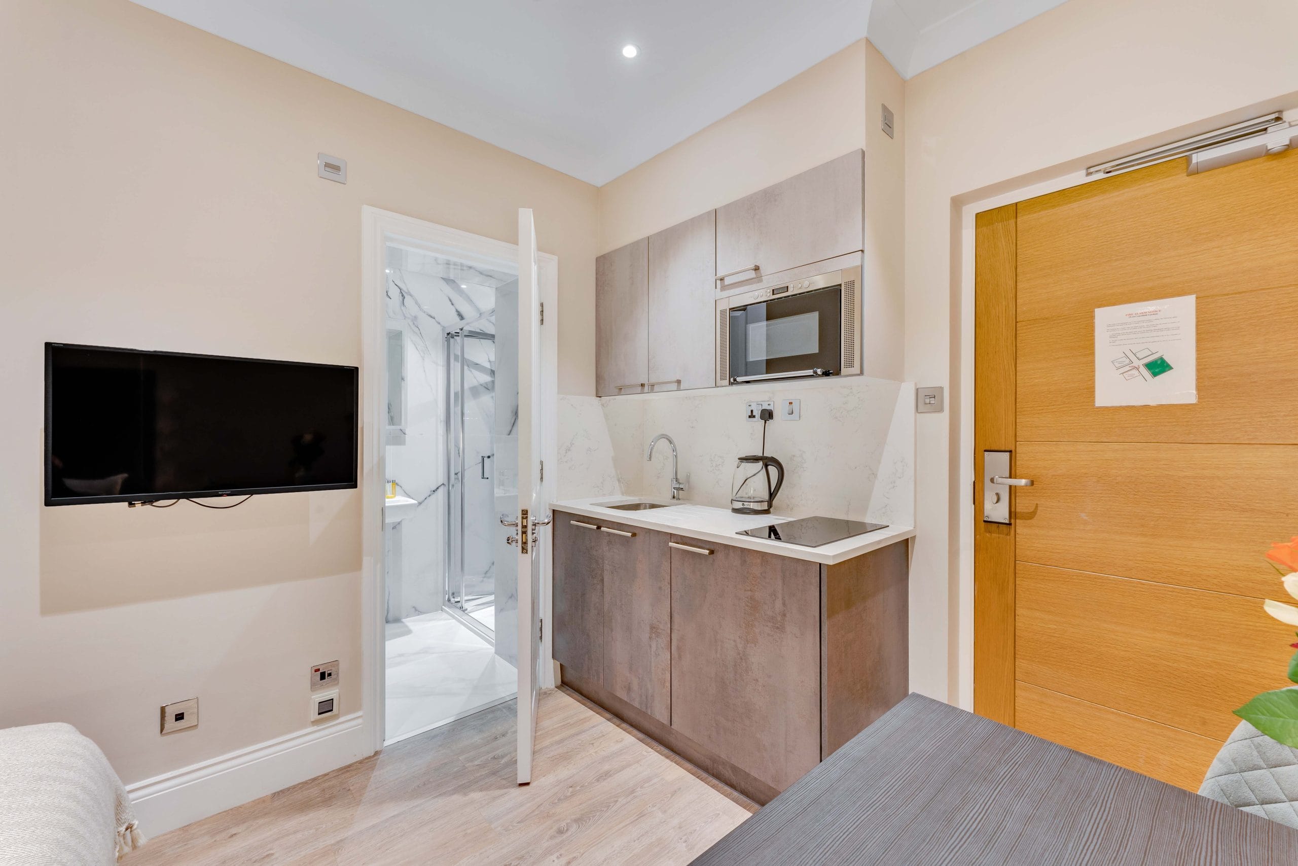 Kensington Lower Ground Budget Studio