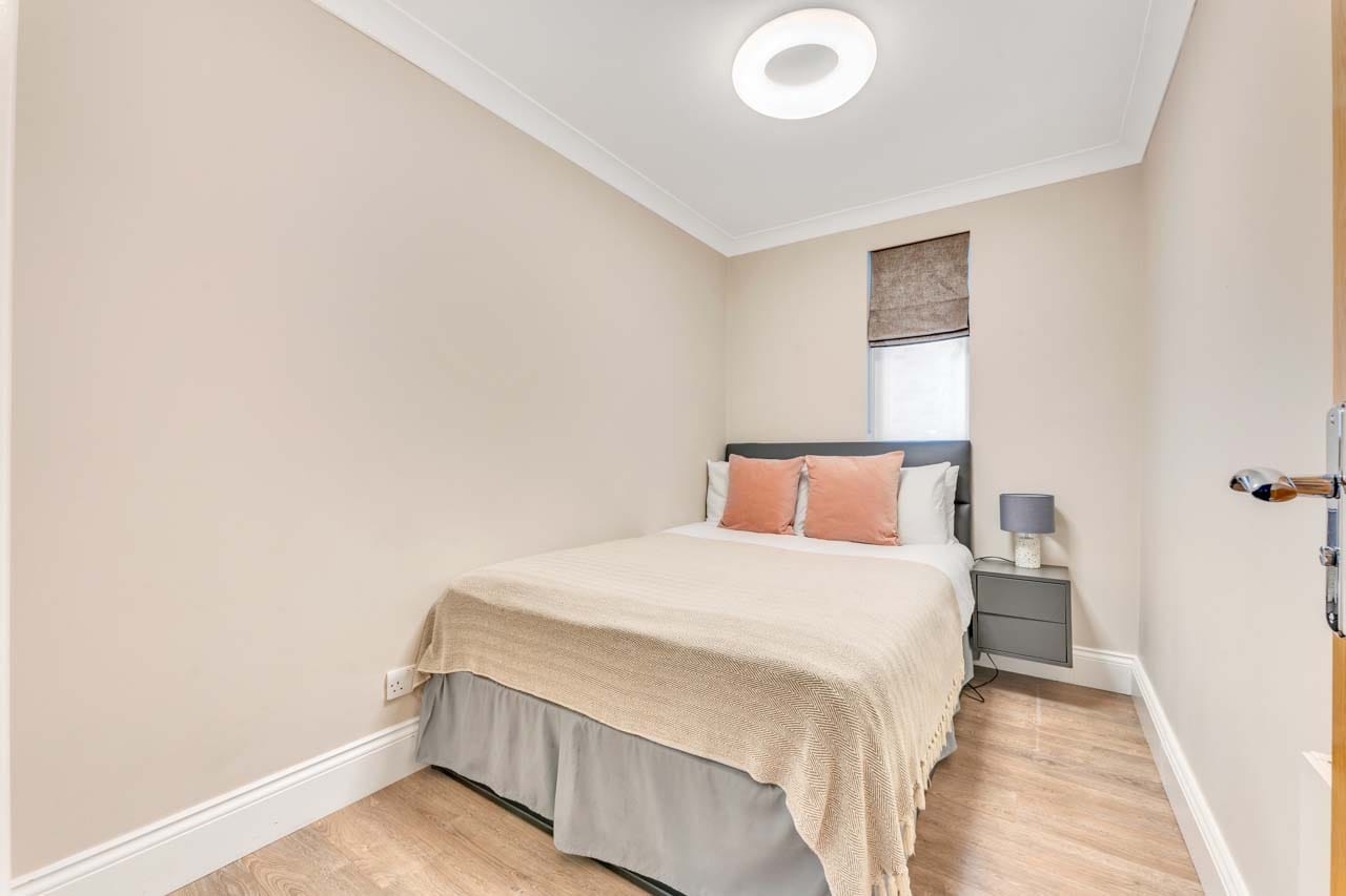 Kensington One Bedroom for 3