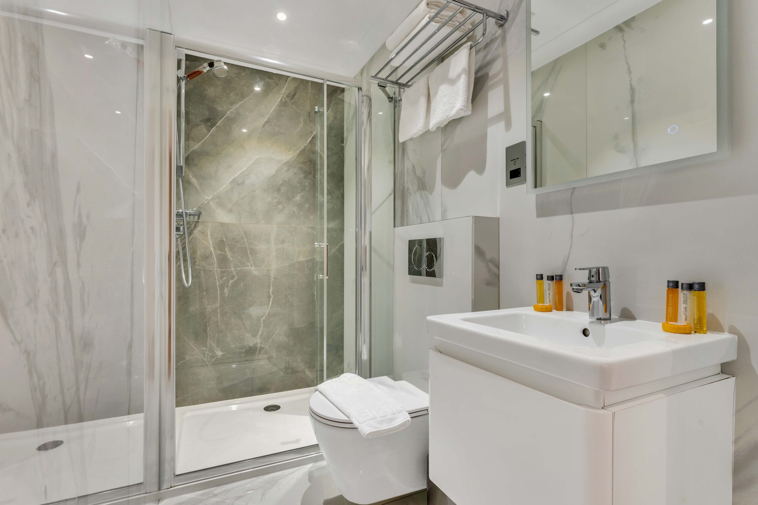 Chelsea Garden View Studio