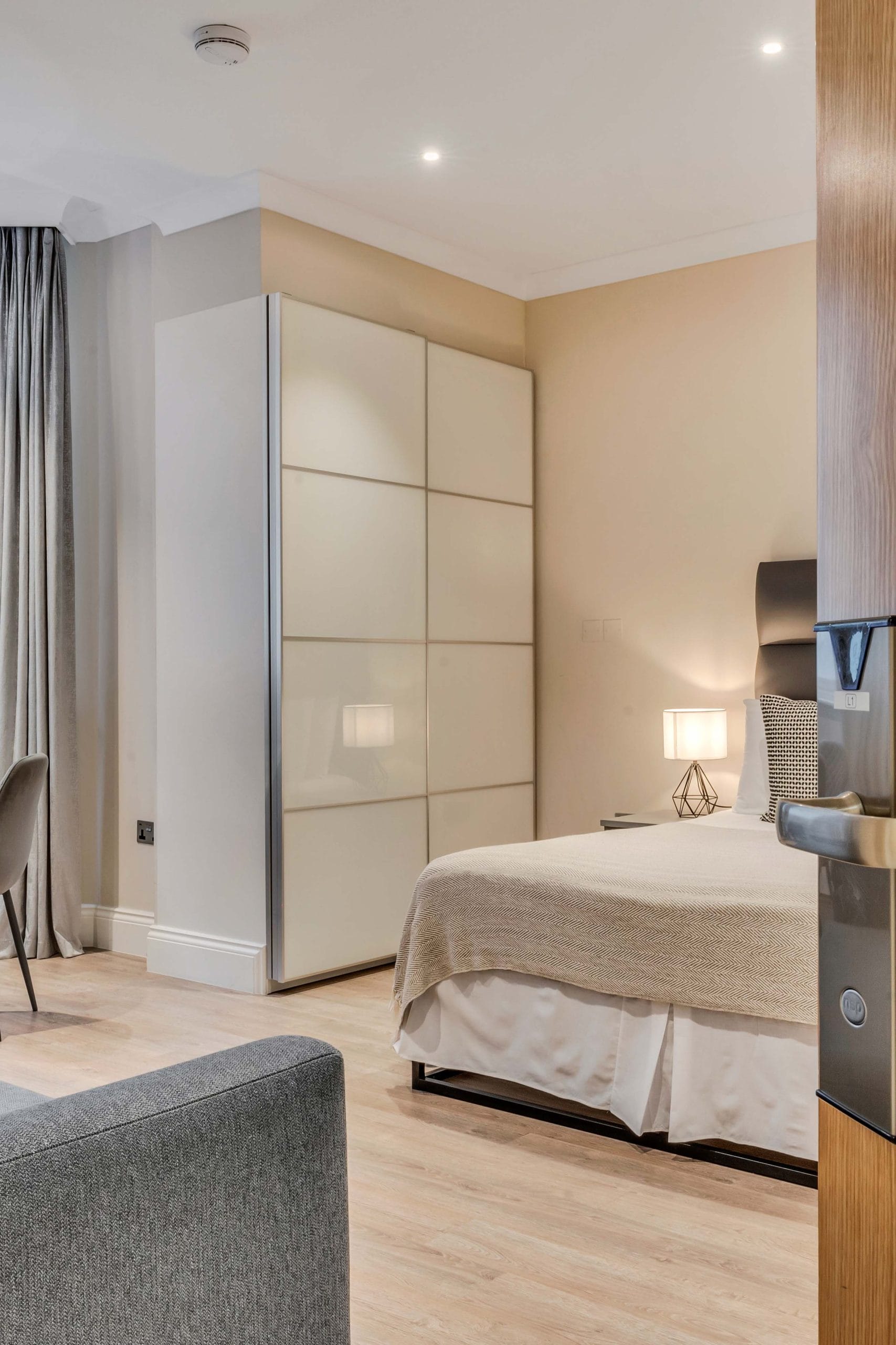 Chelsea Lower Ground Family Studio