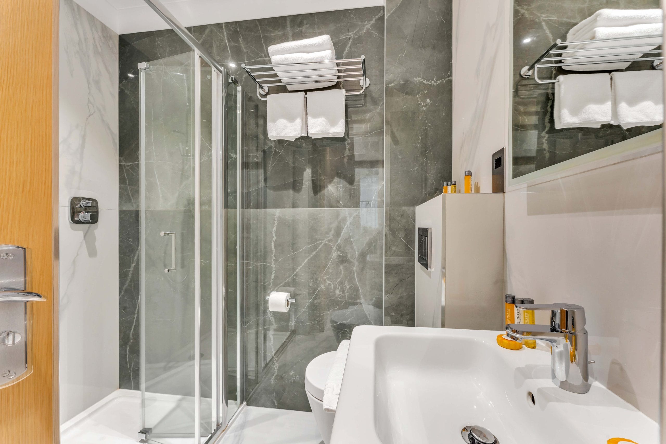 Chelsea Lower Ground Family Studio