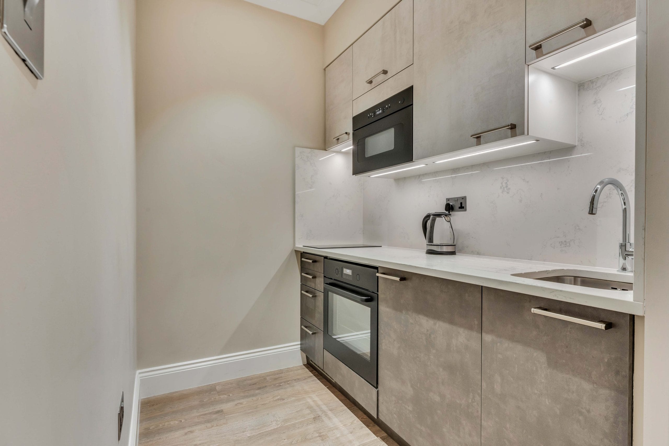 Chelsea Lower Ground Family Studio