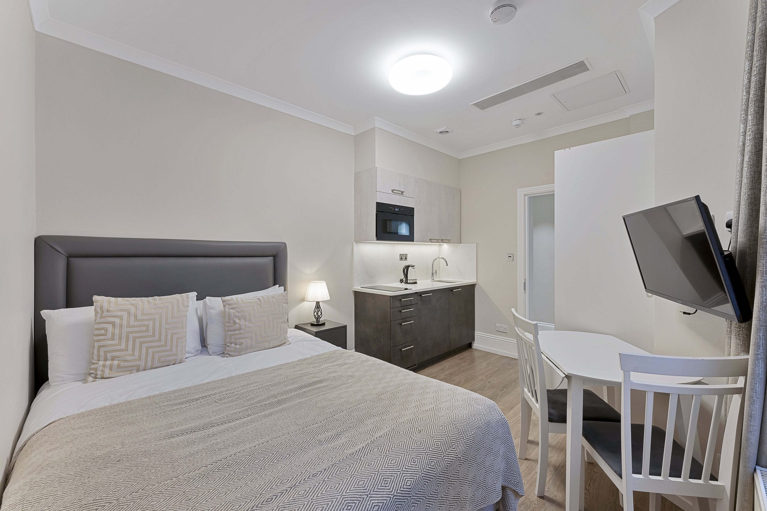 Kensington Standard Studio