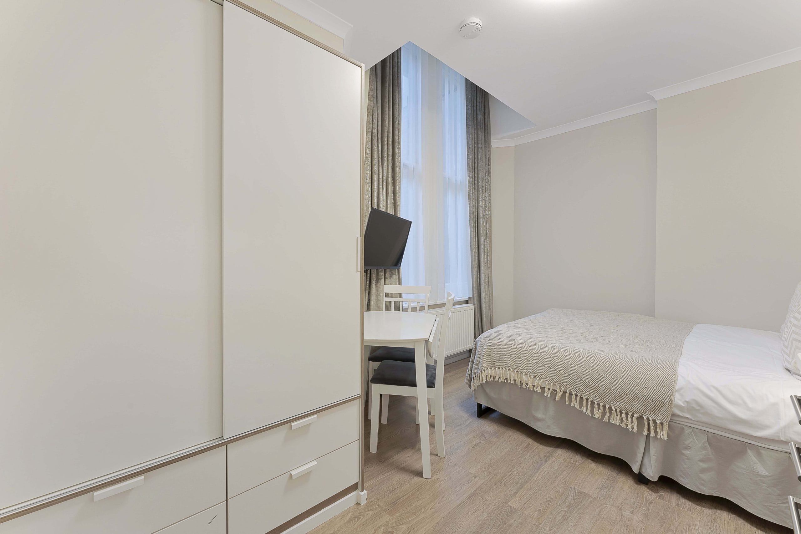 Kensington Standard Studio