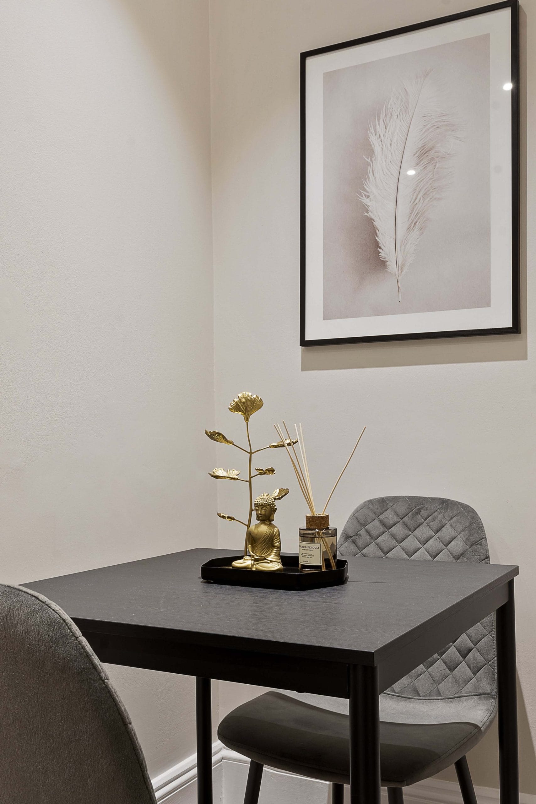 Kensington Lower Ground Standard Studio