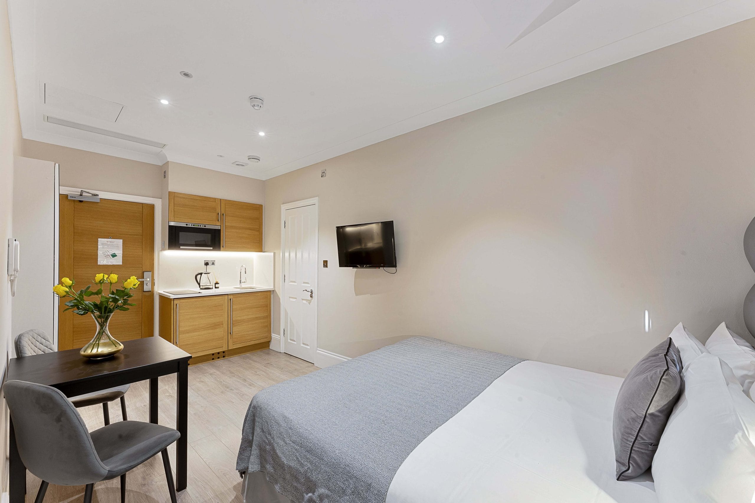 Kensington Lower Ground Standard Studio