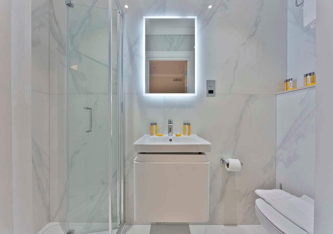 Kensington One Bedroom for 4