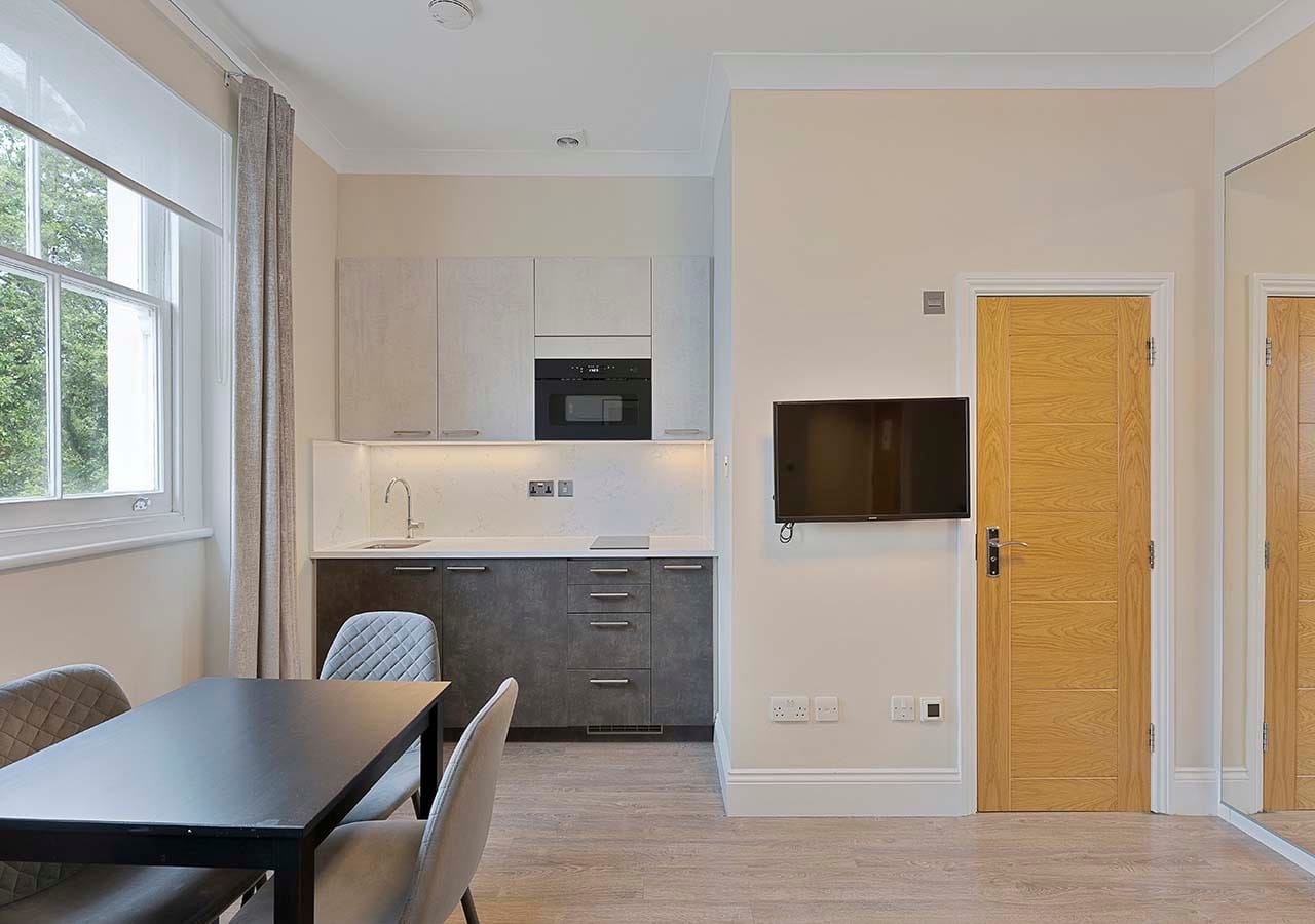 Kensington One Bedroom for 4