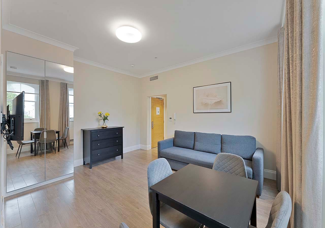 Kensington One Bedroom for 4