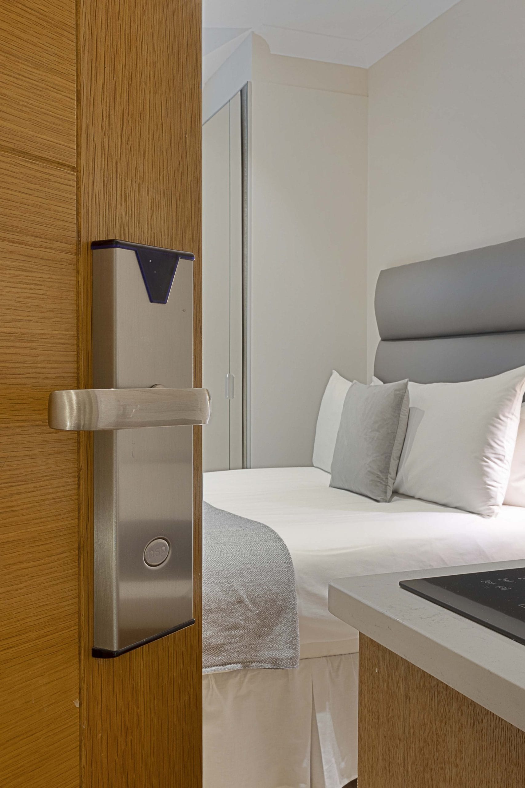 Kensington Lower Ground Budget Studio