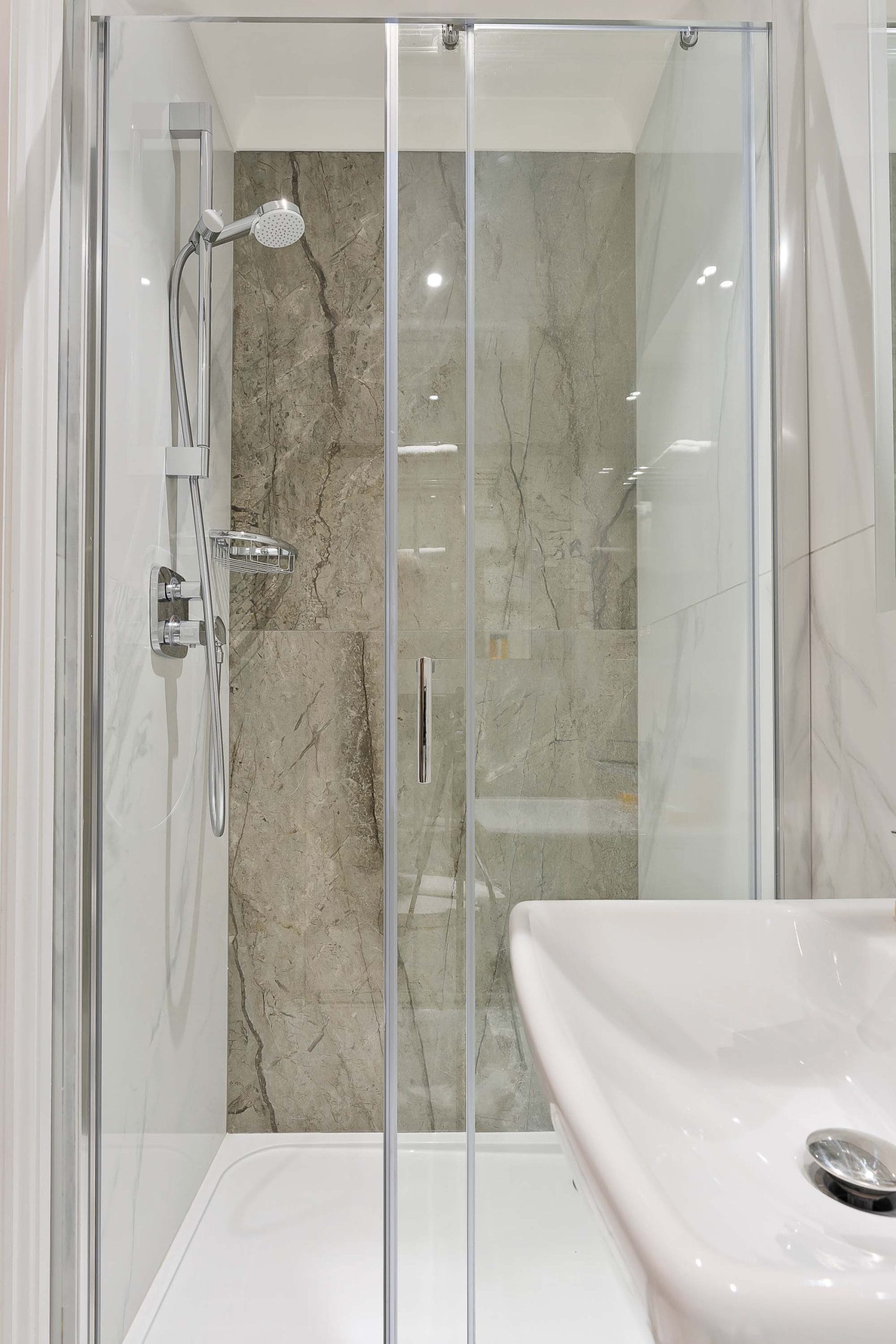 Kensington Lower Ground Family Studio