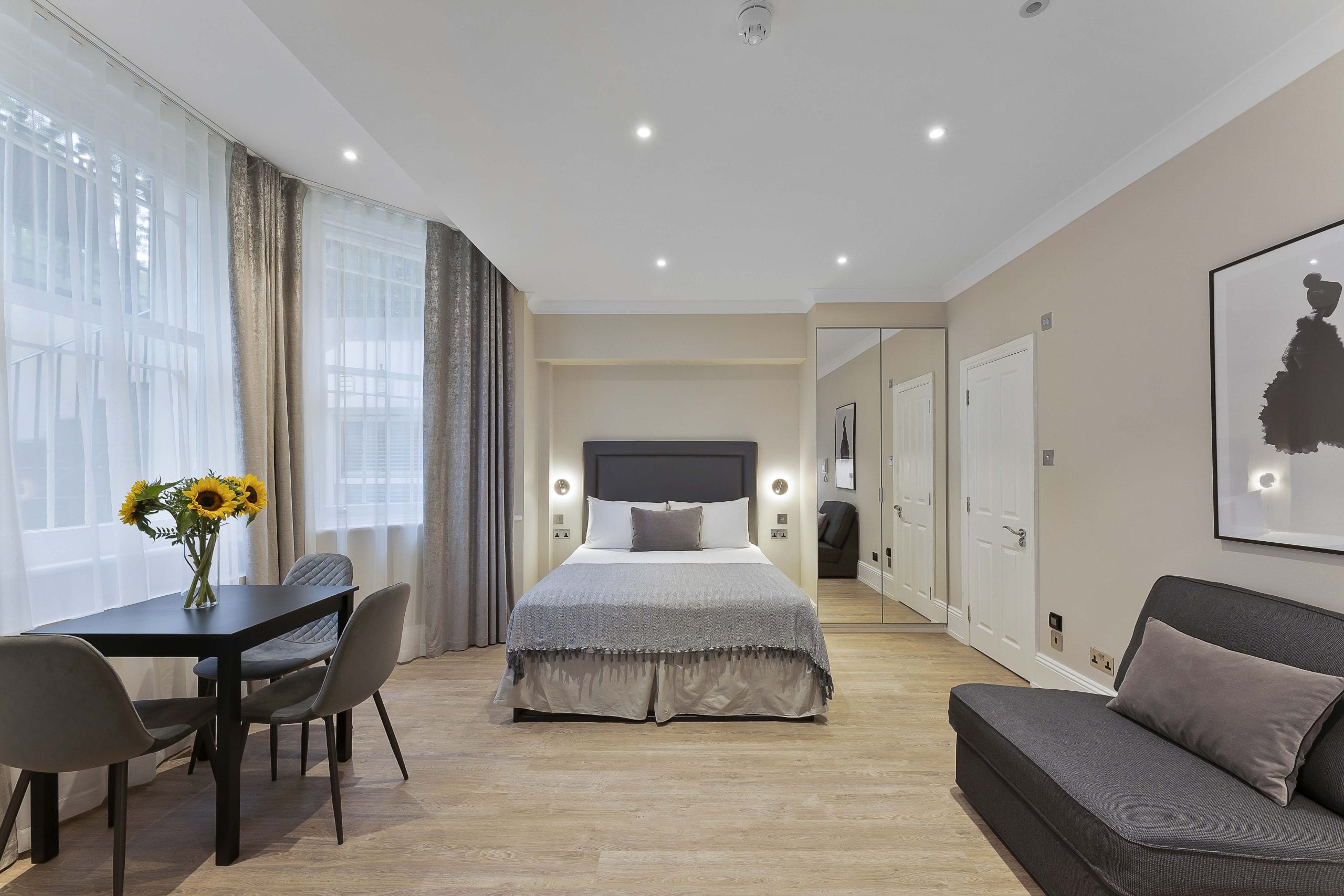 Kensington Lower Ground Family Studio