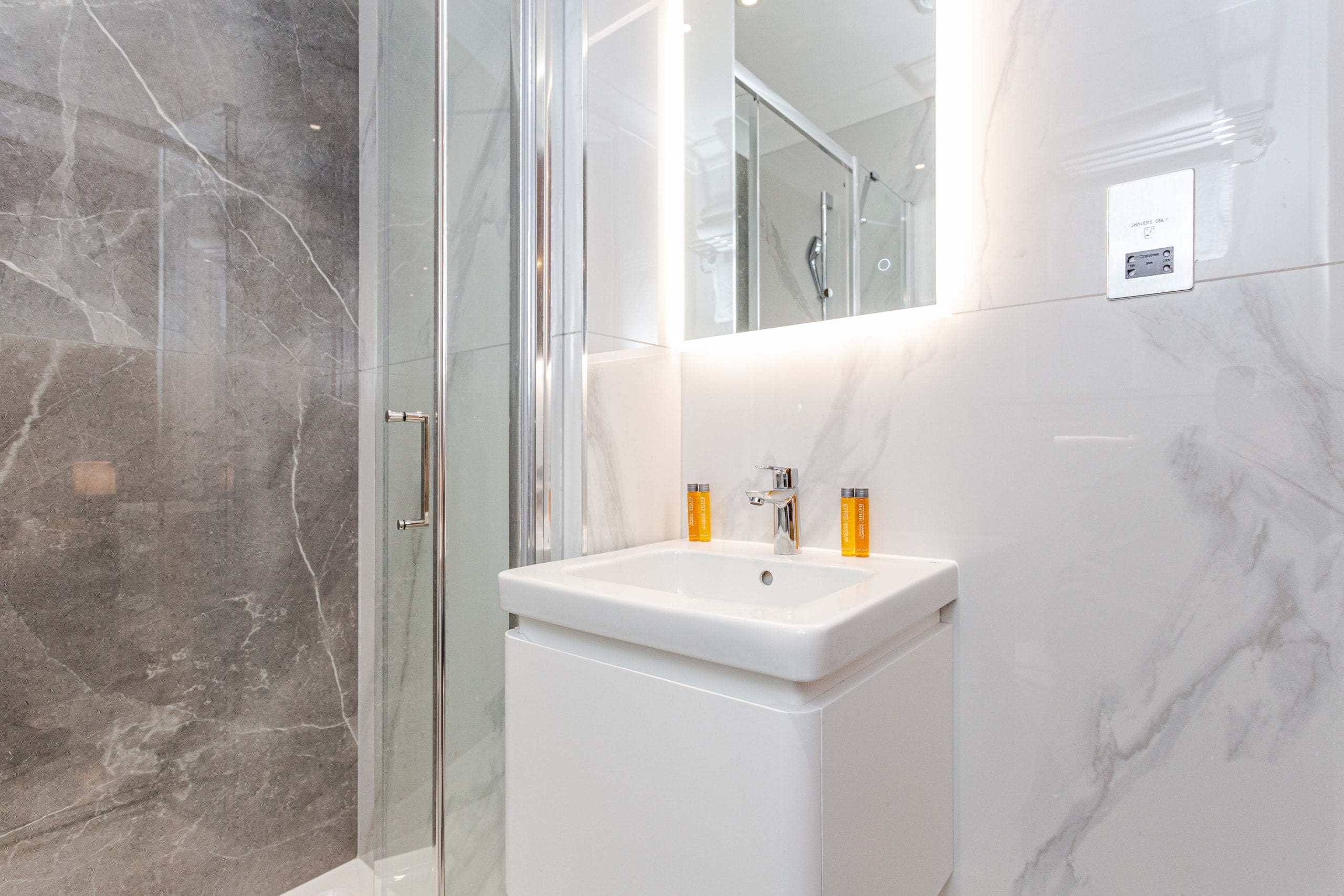 Chelsea Garden View Studio